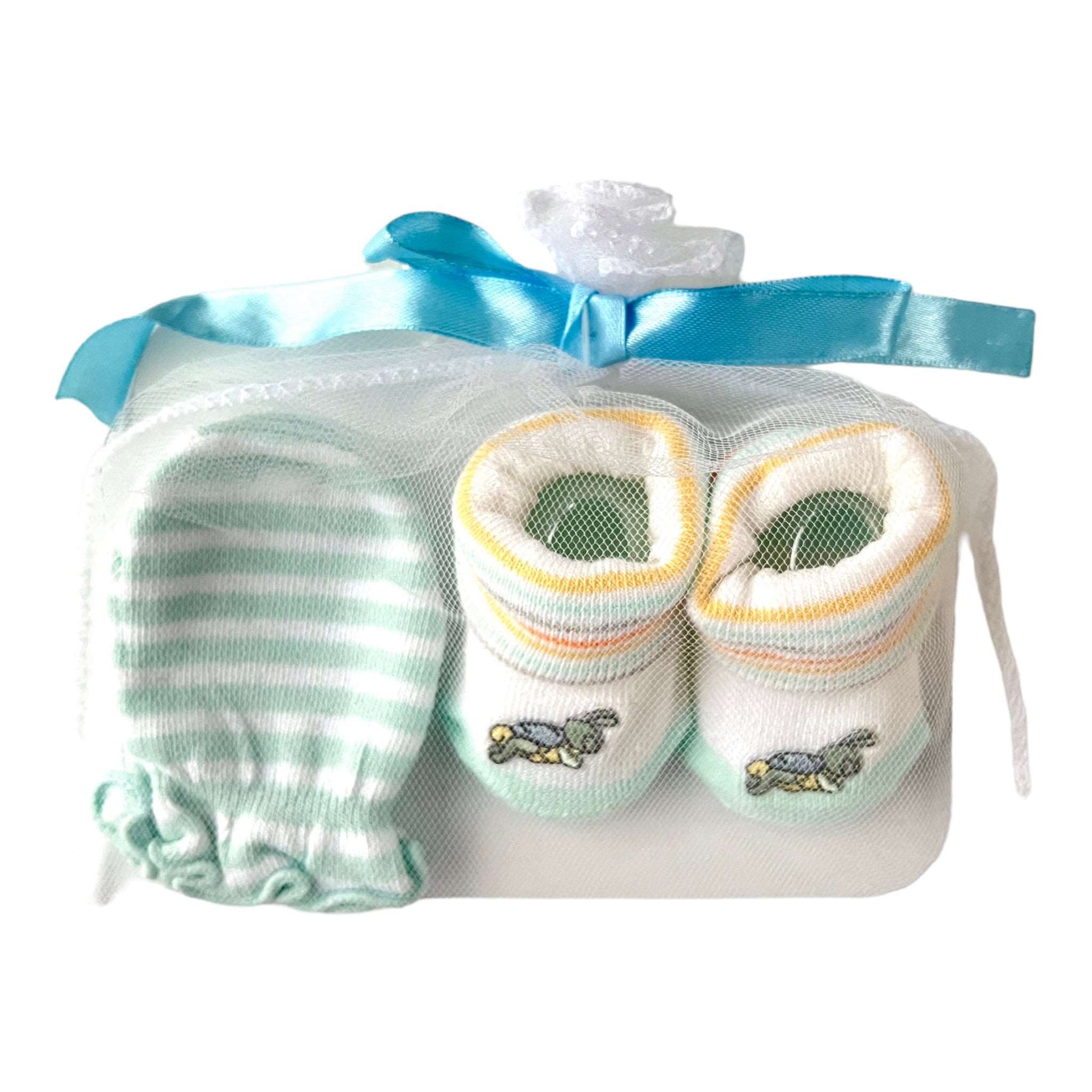 Baby Gloves and Socks Set For Newborn Babies - Sox Magic
